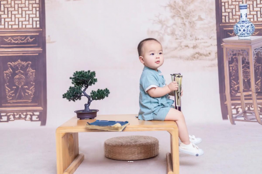 崇左宝宝35度体温怎么办